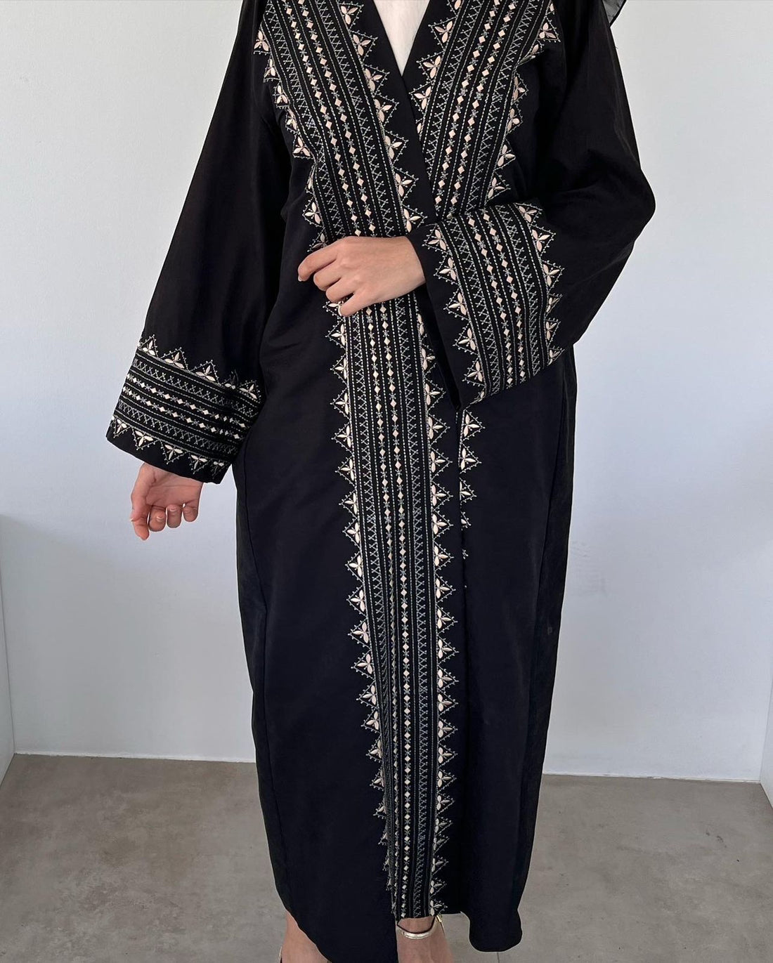 fatma abaya