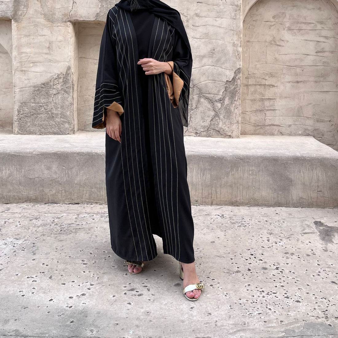 latifa abaya