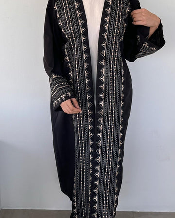 fatma abaya