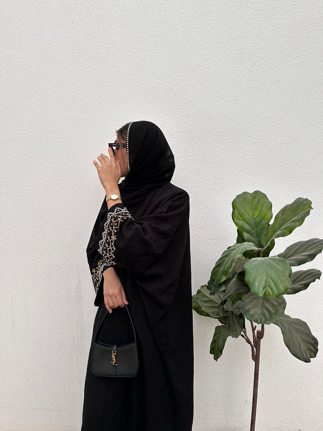 shaikha abaya
