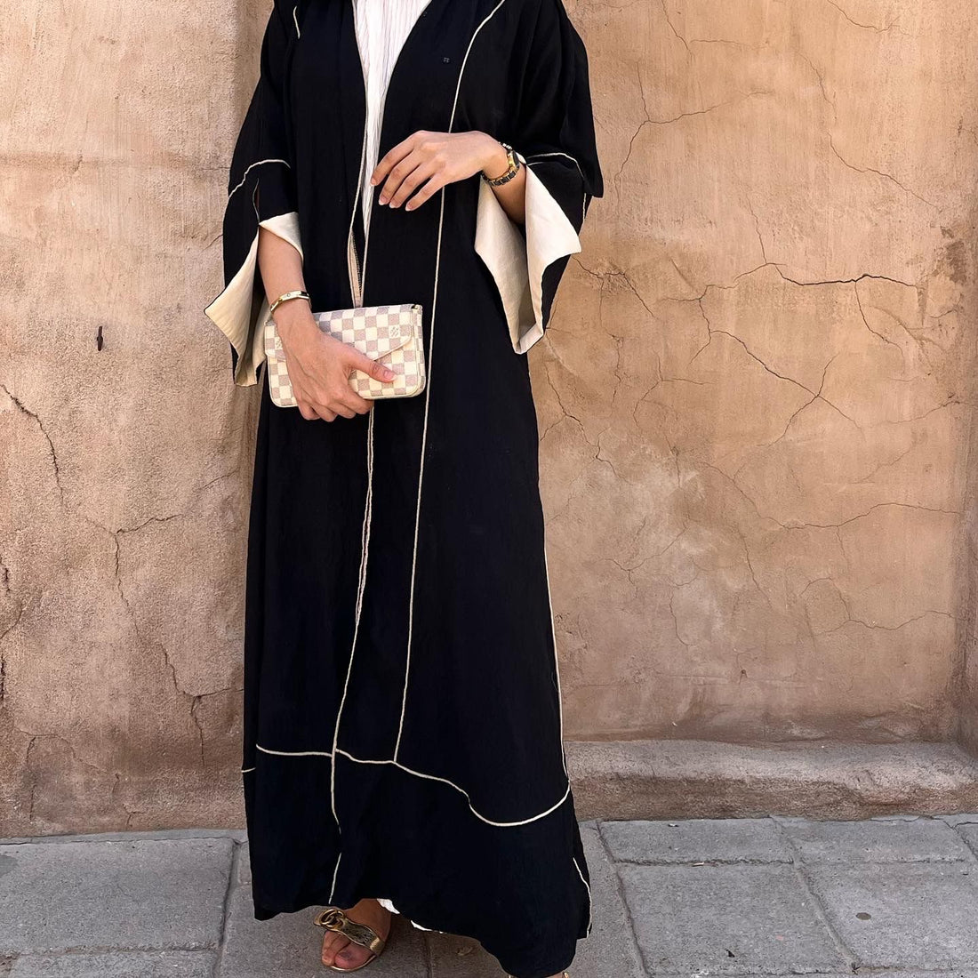 outlines abaya