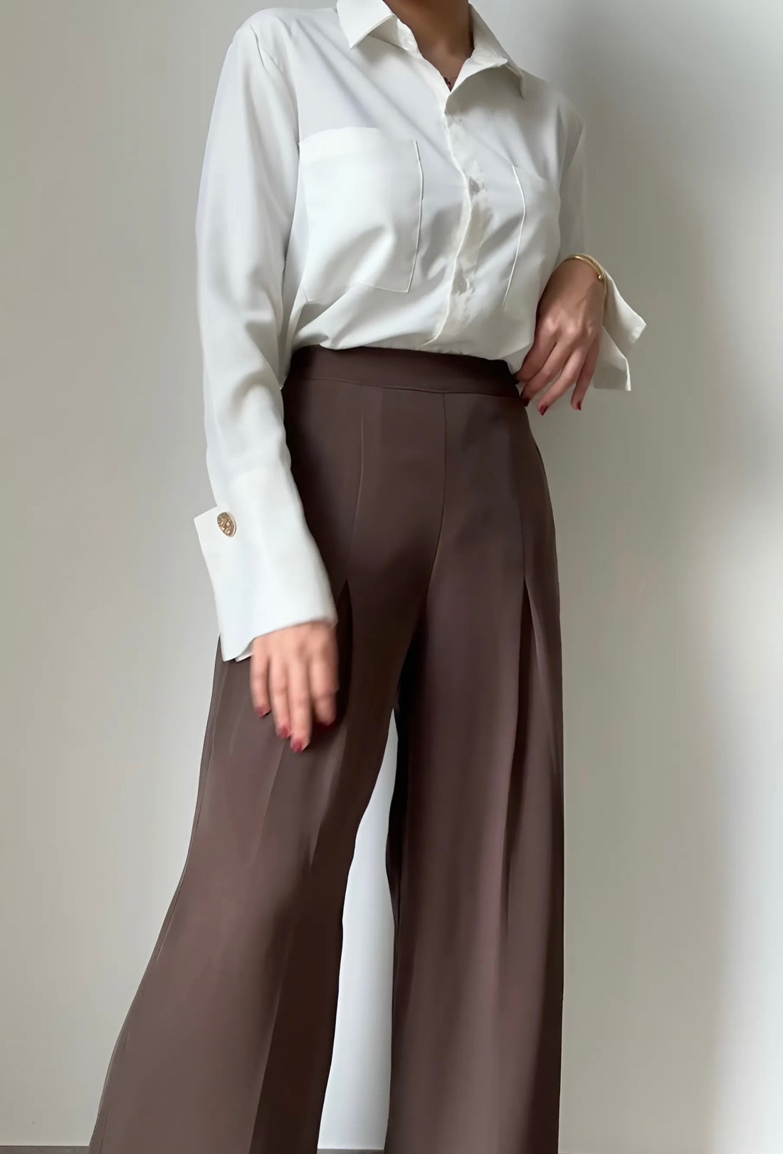 Long sleeve white basic shirt