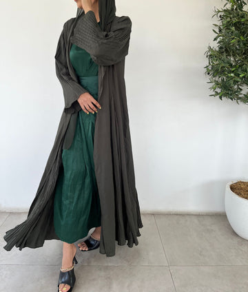 olive abaya