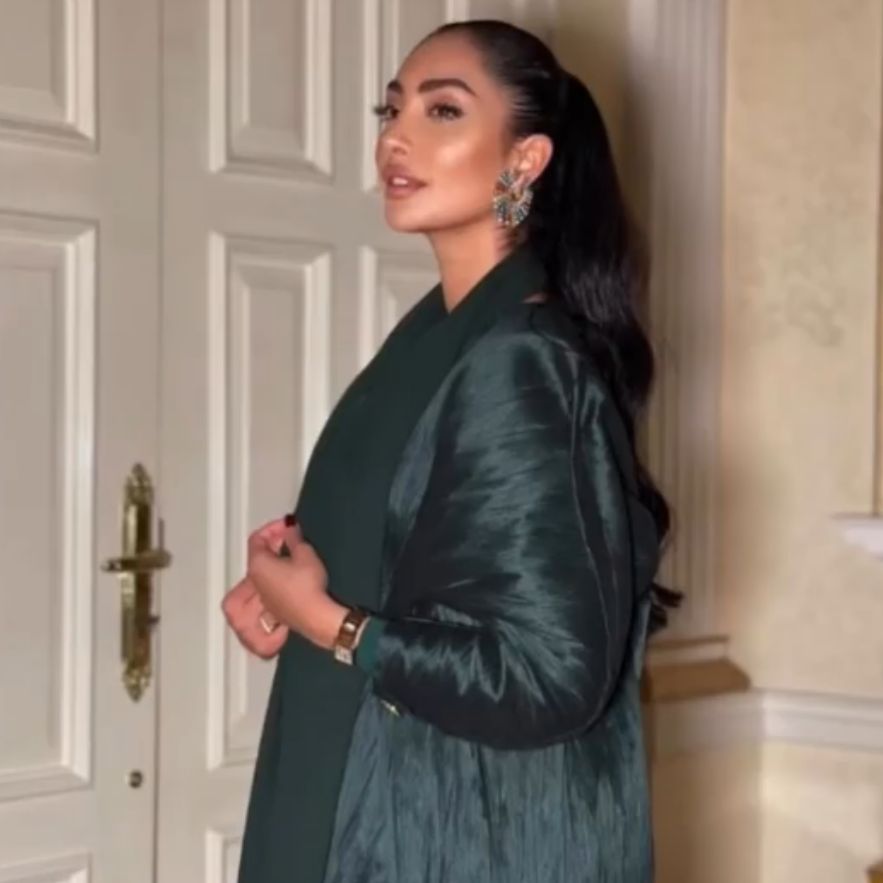 Nour Abaya