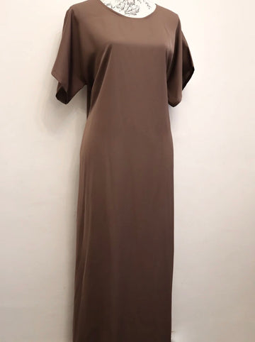 فستان أساسي