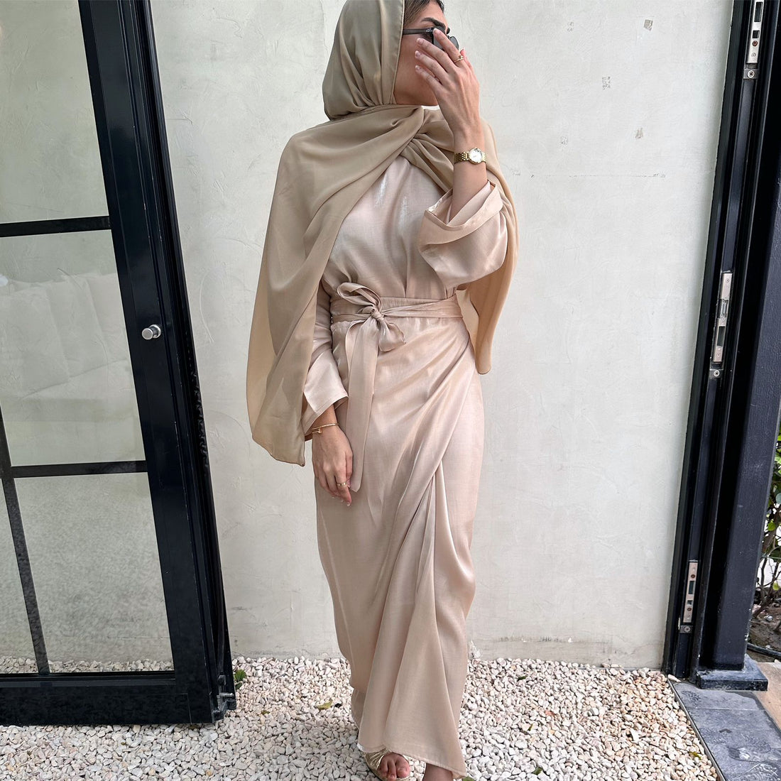 بدلة ذهبية